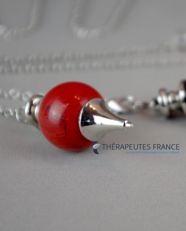 Pendule jaspe rouge