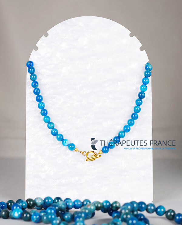 collier apatite bleue dos fermoir